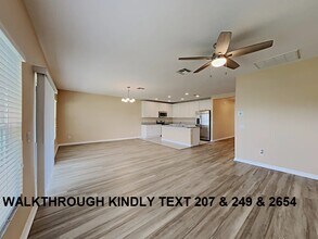 6902 Gideon Cir in Zephyrhills, FL - Building Photo - Building Photo