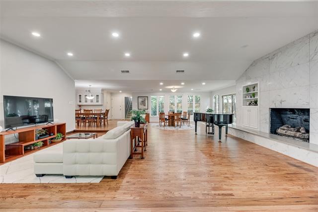 3825 Echo Brook Ln in Dallas, TX - Building Photo - Building Photo