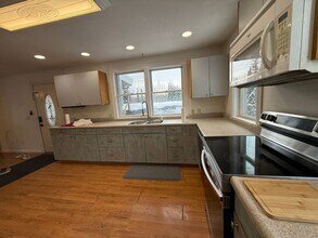 2010 Parham McCormick Rd in North Pole, AK - Building Photo - Building Photo