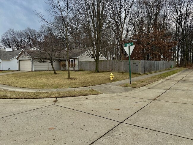 3055 Bluster Ct in West Lafayette, IN - Building Photo - Building Photo