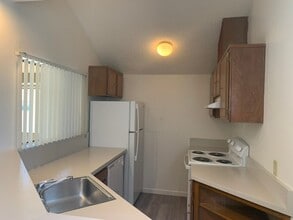 5300 E Waverly Dr in Palm Springs, CA - Building Photo - Building Photo