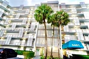 property at 3401 N Country Club Dr