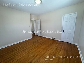 422 S Grand Ave W in Springfield, IL - Building Photo - Building Photo