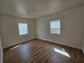 4427-4429 W 171st St in Lawndale, CA - Building Photo - Building Photo