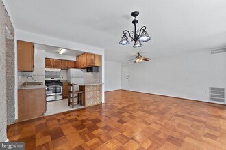 4420 Briarwood Ct N in Annandale, VA - Building Photo - Building Photo