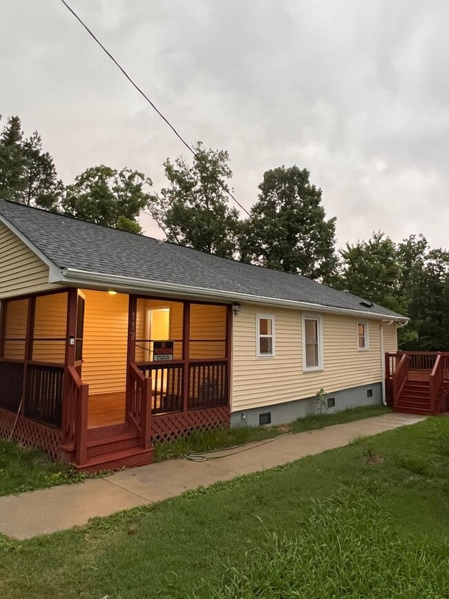 property at 117 Barbee Rd