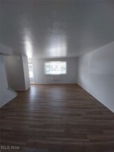 1593 Lee Terrace Dr in Wickliffe, OH - Building Photo - Building Photo