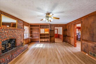 4967 Macland Rd in Powder Springs, GA - Building Photo - Building Photo