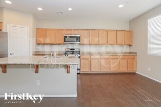 7506 Edgartown Harbor St, Unit 3022 in Las Vegas, NV - Foto de edificio - Building Photo