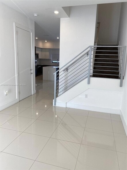 10543 SW 118th Ave in Miami, FL - Building Photo - Building Photo