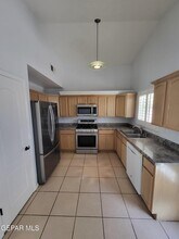 5277 Jose Cardenas Ln in El Paso, TX - Building Photo - Building Photo