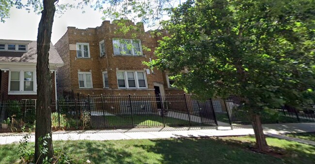 6155 S Albany Ave. Chicago IL in Chicago, IL - Building Photo - Building Photo