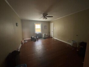 305 Waldo St in Copiague, NY - Building Photo - Building Photo
