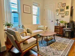 27 Marney St in Cambridge, MA - Foto de edificio - Building Photo