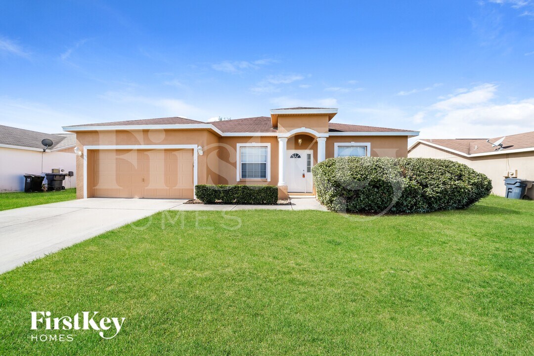 3261 Pebblebrooke Blvd, Unit WAITHH13 in Lakeland, FL - Building Photo