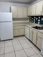 4222 Inverrary Blvd, Unit 4814 in Lauderhill, FL - Building Photo - Building Photo