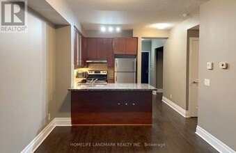 111 Upper Duke Crescent in Markham, ON - Building Photo - Building Photo