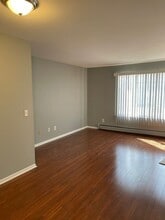 405 Miller Ave in Rochester, MI - Building Photo - Building Photo