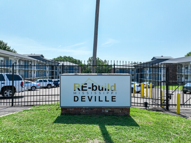 Deville Apartments in Jackson, MS - Building Photo - Other