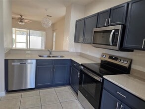 8548 Brushleaf Way in Tampa, FL - Building Photo - Building Photo