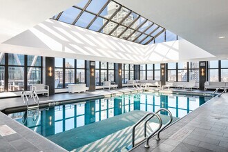 225 W 56th St in New York, NY - Building Photo - Building Photo