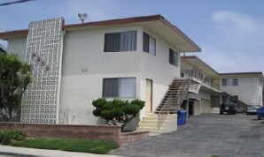 2009 Carnegie Ln in Redondo Beach, CA - Foto de edificio