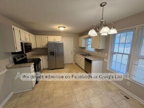 6723 Vaughn Rd in Fayetteville, NC - Building Photo - Building Photo