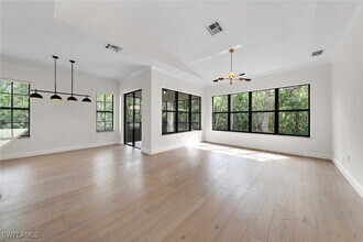 1248 Carpazi Ct in Naples, FL - Building Photo - Building Photo