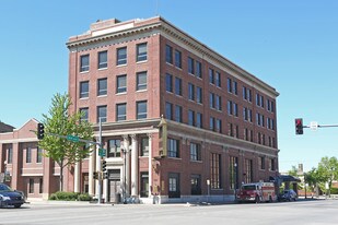 527-529 Commercial St in Emporia, KS - Building Photo