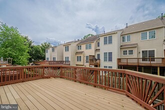 3916 Maximilian Ct in Fairfax, VA - Building Photo - Building Photo