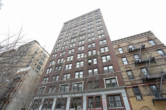 Oxford Apartments in New York, NY - Building Photo - Building Photo