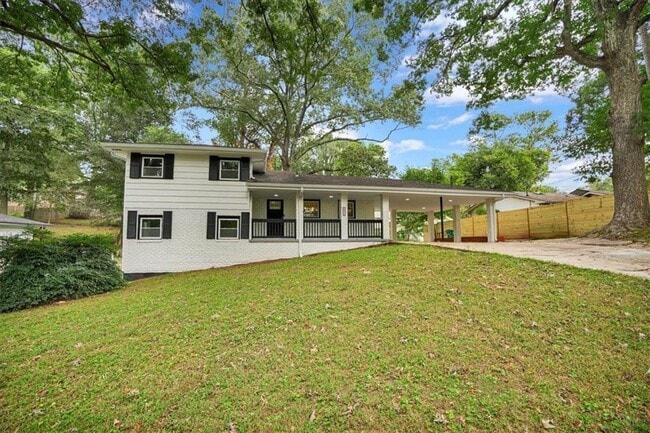 2271 Cresta Dr in Decatur, GA - Building Photo - Building Photo