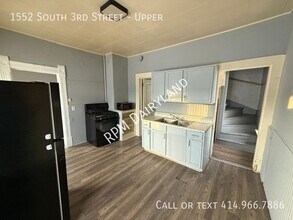 1552 S 3rd St in Milwaukee, WI - Foto de edificio - Building Photo