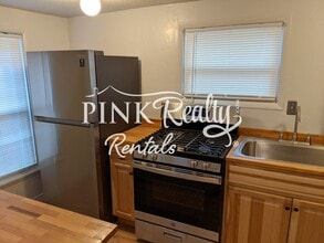 17 Narrows Rd in Manitou Springs, CO - Building Photo - Building Photo