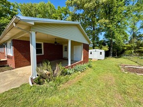 2833 Regency Rd in Lancaster, SC - Foto de edificio - Building Photo