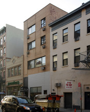 325 Broome St in New York, NY - Building Photo - Building Photo