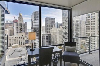 539 N State St, Unit 3504 in Chicago, IL - Building Photo - Building Photo
