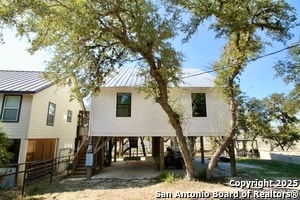912 NW Pebble Beach Dr in Lakehills, TX - Building Photo - Building Photo