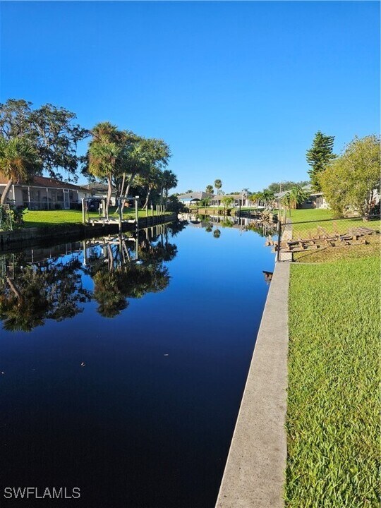 14937 Wise Way in Ft. Myers, FL - Building Photo