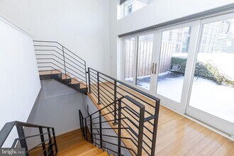 1228 Arch St in Philadelphia, PA - Building Photo - Building Photo