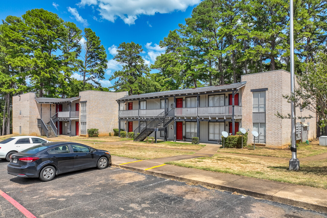 Magnolia Pointe in Longview, TX - Building Photo