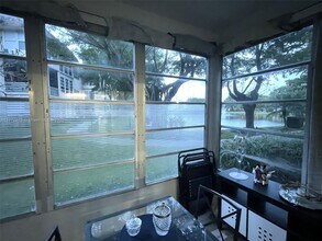 5103 NW 35th St in Lauderdale Lakes, FL - Building Photo - Building Photo