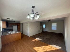 25154 Remington Rd in Waynesville, MO - Building Photo - Building Photo