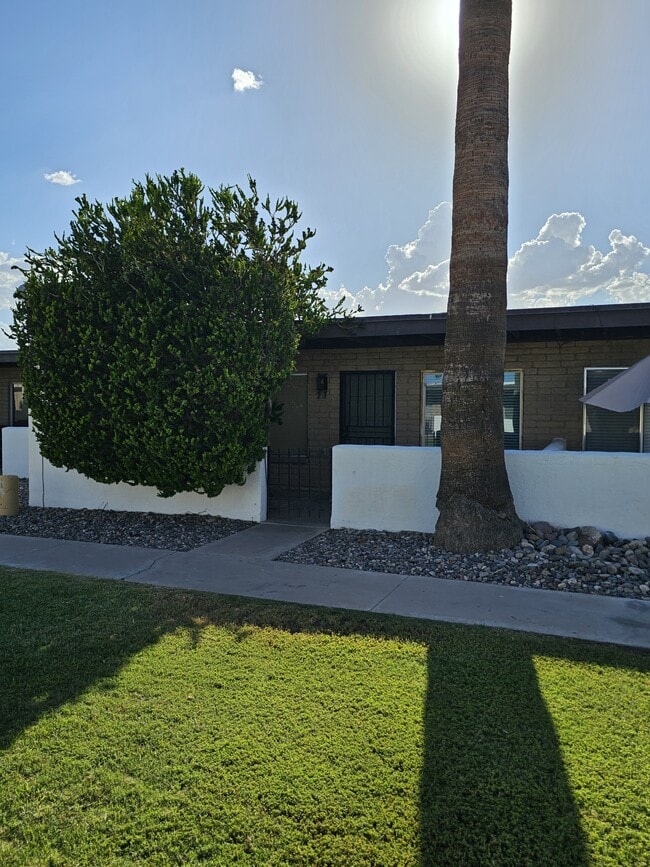 property at 200 Old Litchfield Rd