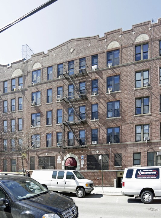 1365-1378 College Ave in Bronx, NY - Foto de edificio