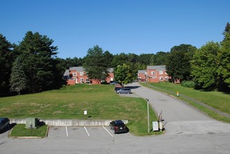 Knoxview Apartments in Bucksport, ME - Building Photo - Building Photo