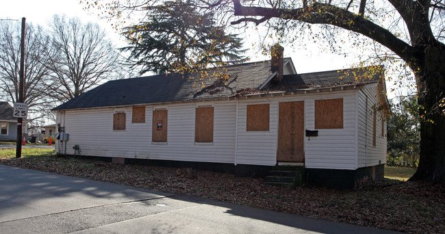 1102 Opal St in Charlotte, NC - Foto de edificio - Building Photo