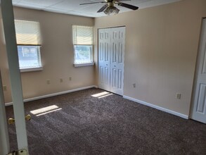 221 Alries St in Pittsburgh, PA - Building Photo - Building Photo