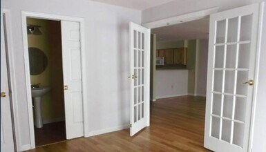 58 Stonington Cir in South Burlington, VT - Building Photo - Building Photo