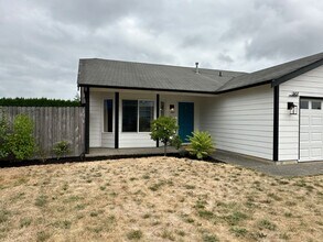 307 Whitley St NW in Orting, WA - Building Photo - Building Photo